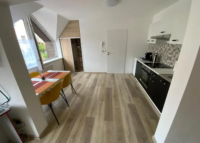 Apartment Discoveryou *