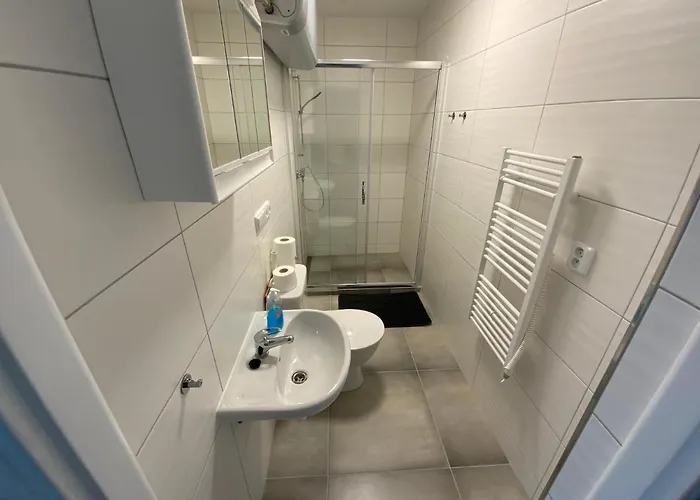 Apartment Discoveryou